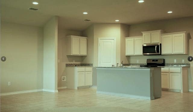 Building Photo - 16613 Geskey Dr