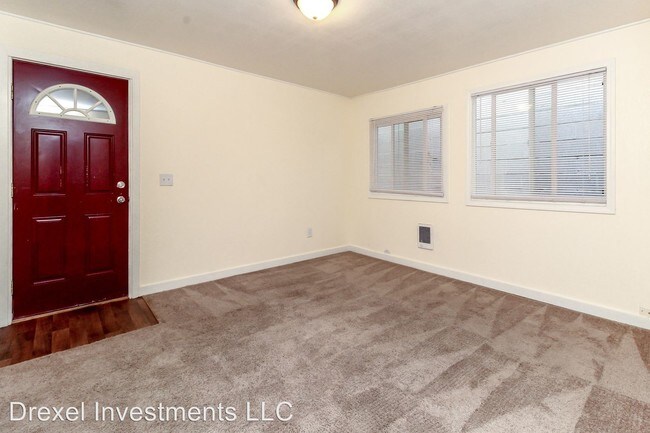 Foto del edificio - 215 F St SW