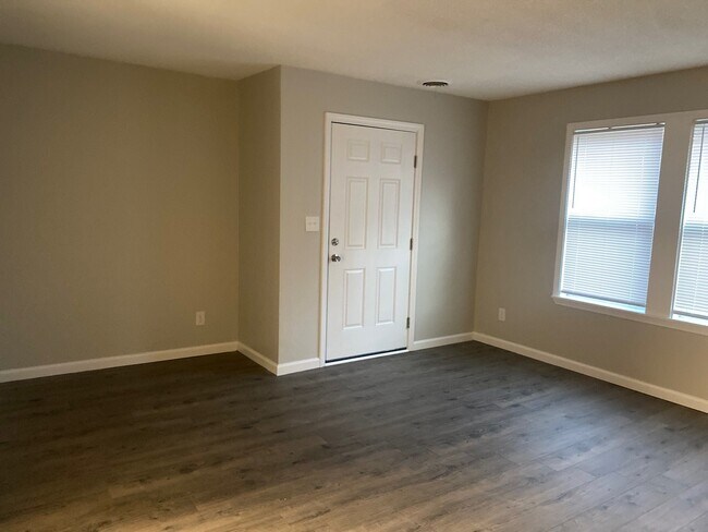 Foto del edificio - 919 Rushmeade Rd