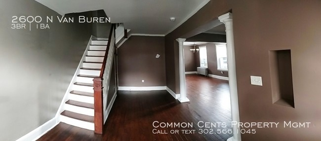 Building Photo - 2600 N Van Buren St