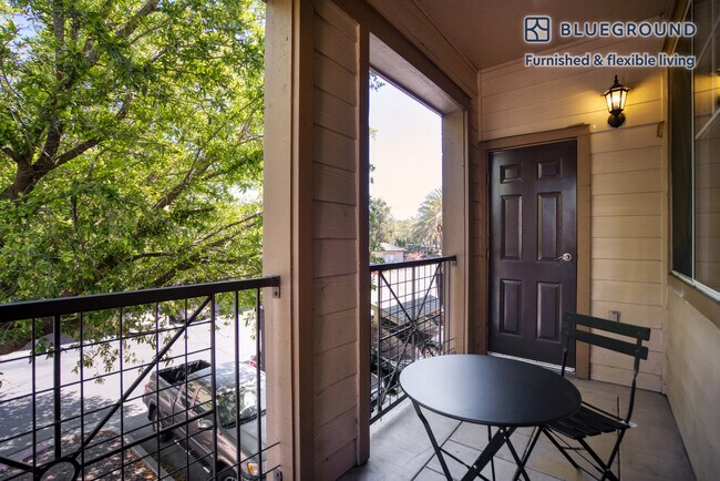Foto del edificio - 5050 Hacienda Dr