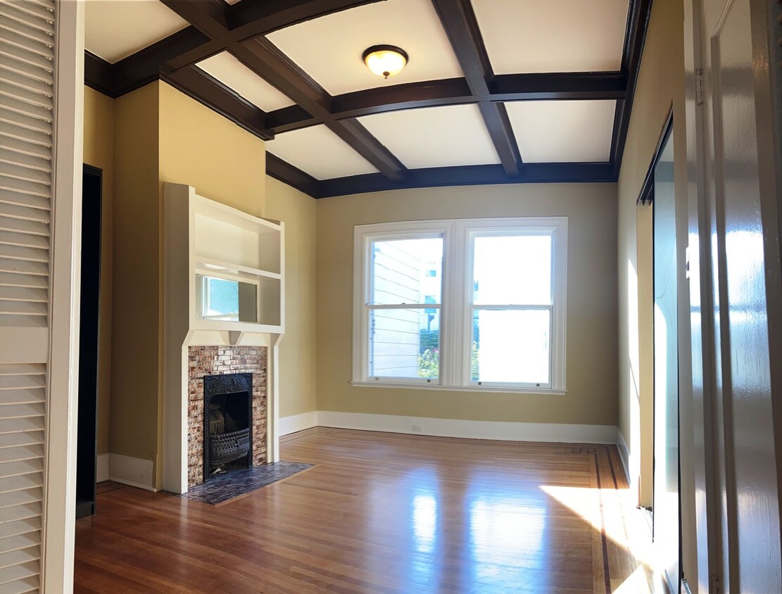 bed room - 1311 5th Ave