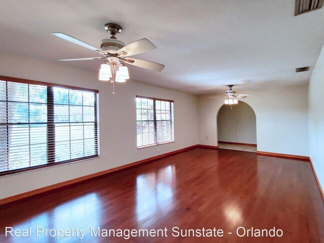 Foto del edificio - 4 br, 2 bath House - 4506 Lake Trudy
