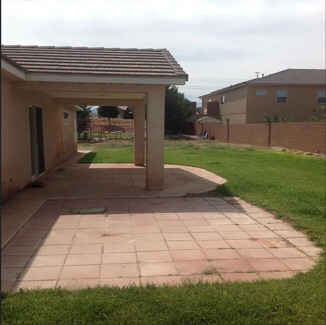 Building Photo - 3598 Red Butte Dr
