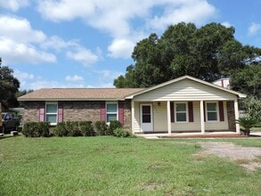Building Photo - 6611 Bellview Pines Pl
