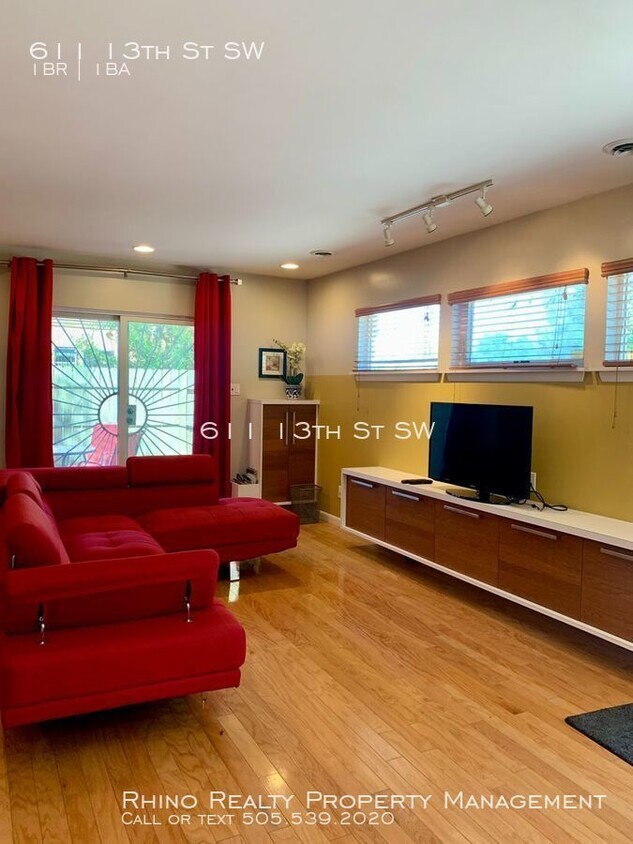 Foto principal - 611 13th St SW