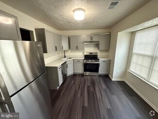 Building Photo - 124 Azalea Ct