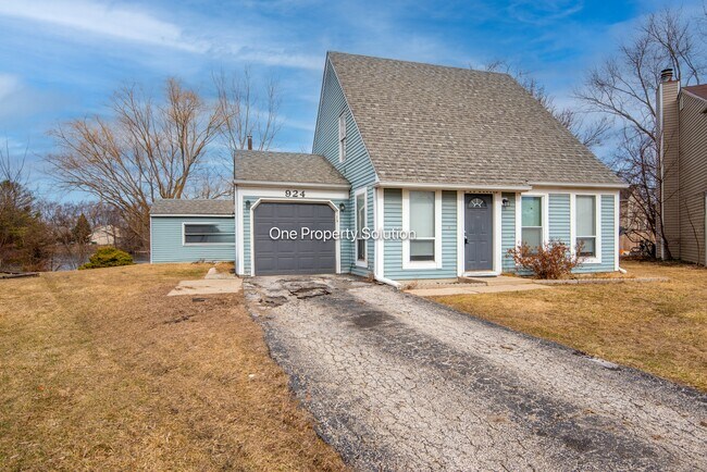 Foto del edificio - 924 W 60th Pl