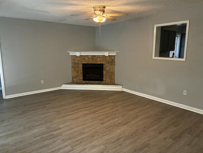 Building Photo - 7341 Proxima Rd
