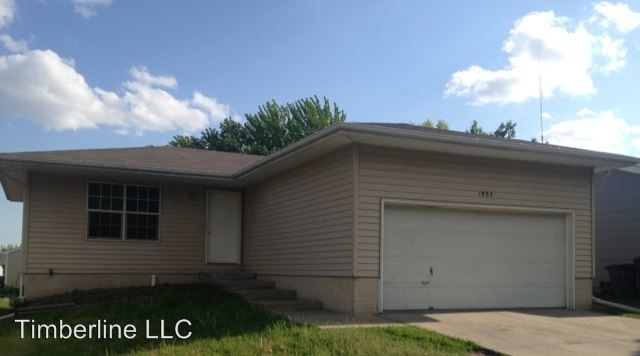 Foto principal - 4 br, 2 bath House - 1935 Hartley