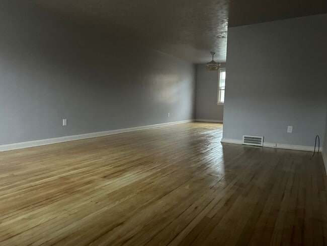 Building Photo - 4057 Township Pkwy