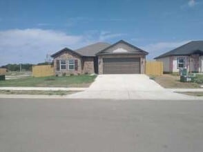 Building Photo - 1200 Moonrise St