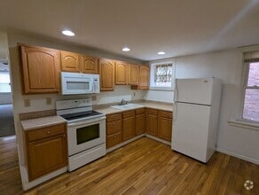 Building Photo - 137 Remsen St