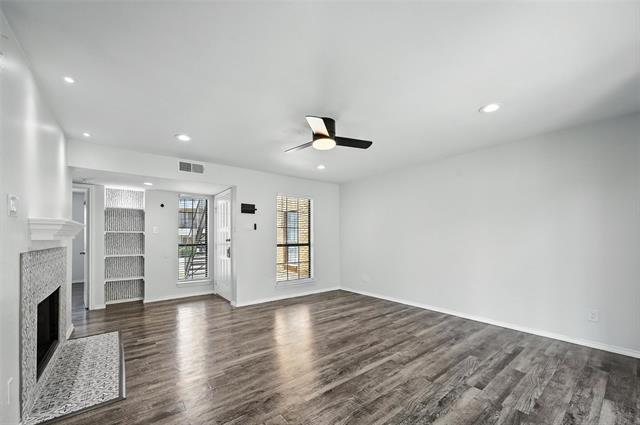 Foto del edificio - 5801 Lake Hubbard Pkwy
