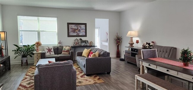 Foto del edificio - 11406 Listening Dr