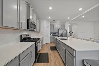 Building Photo - 3704 Field Coast Ln
