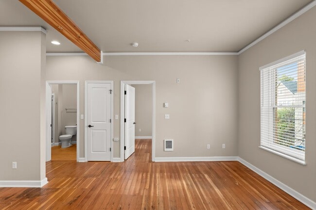 Building Photo - The Rinehart Building Residential Units