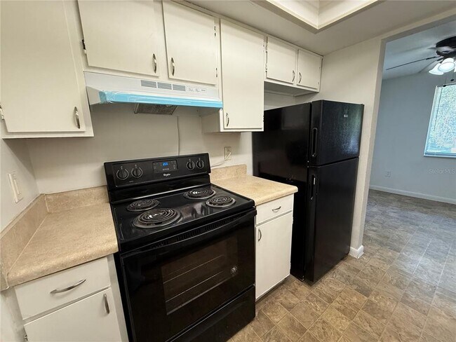 Foto del edificio - 402 SW 69th St