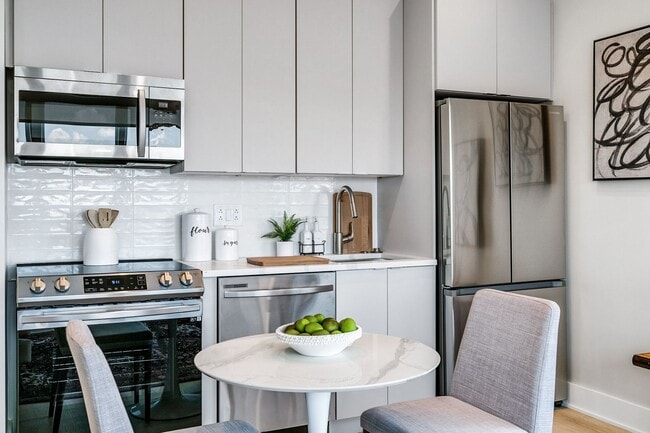 Interior Photo - The Maven