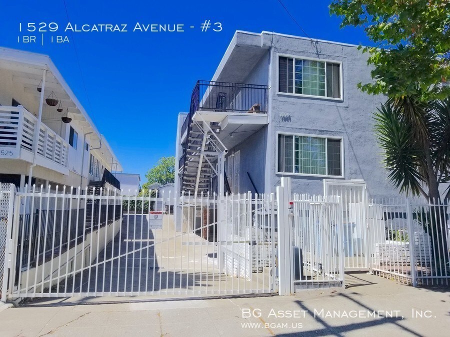 Primary Photo - Remodeled One Bed Berkeley Apt by BART