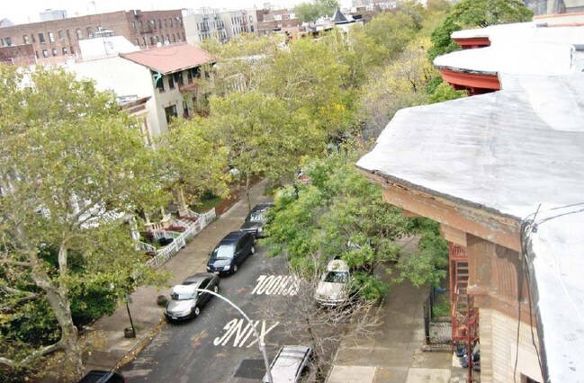 Building Photo - 810 Prospect Pl