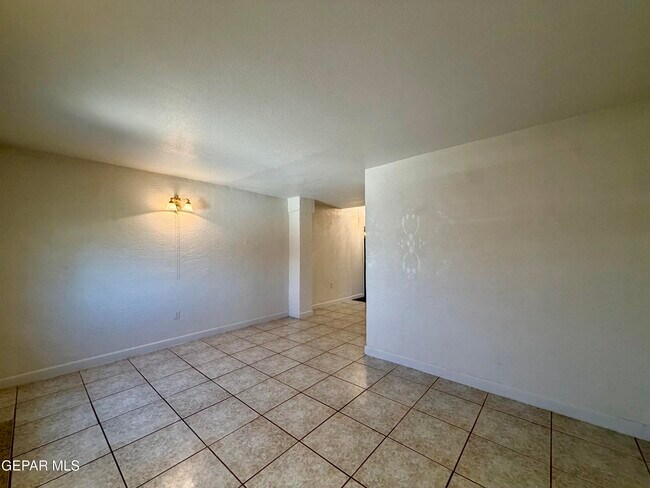 Foto del edificio - 4332 Loma De Brisas Dr