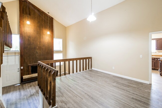 Building Photo - Adorable Home in Summerville!