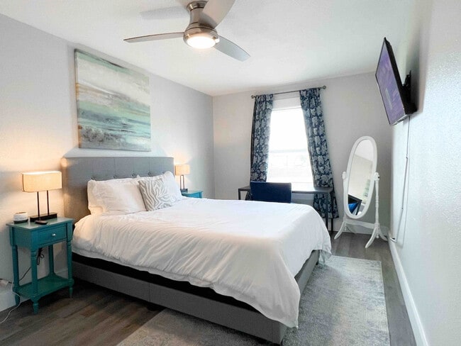 Building Photo - 1112 Morgan Ave