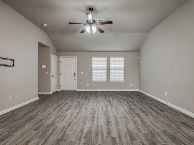 Building Photo - 2741 Lerkim Ln