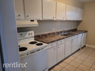 Building Photo - 3 br, 1 bath House - 2211 Swetman Blvd