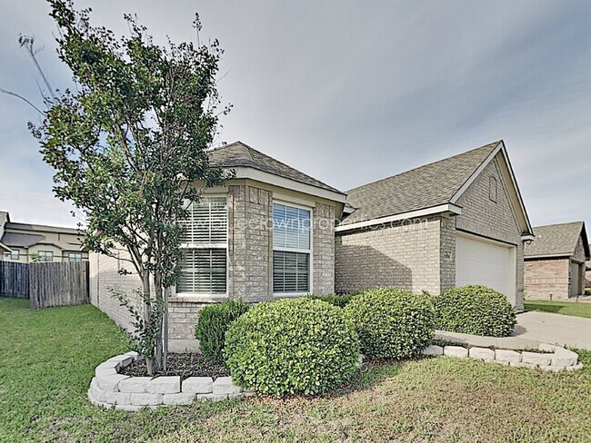 Building Photo - 2056 Graham Ranch Rd