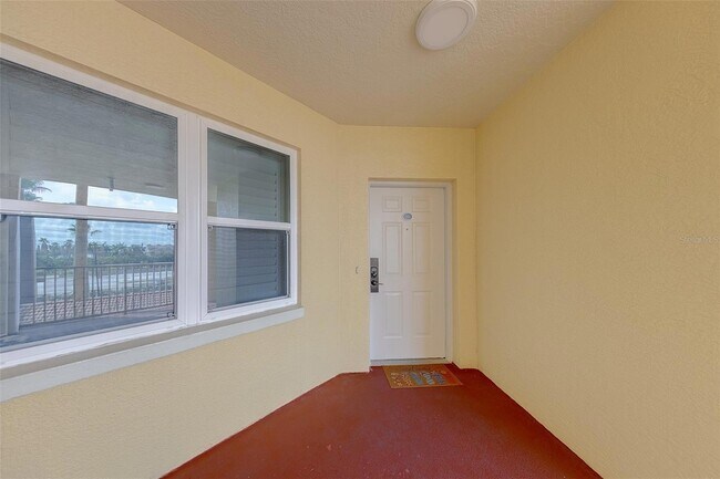 Foto del edificio - 16550 Gulf Blvd