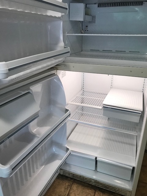 Foto del edificio - 823 Warren St