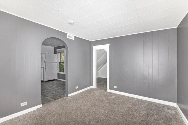 Photo - 811 Larned St Apartment