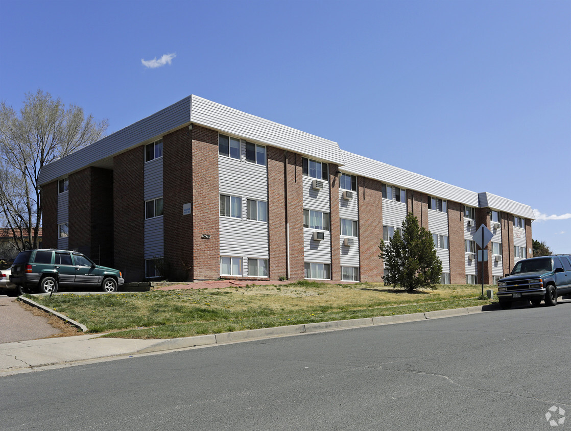 Building Photo - Vista Verde Apartments