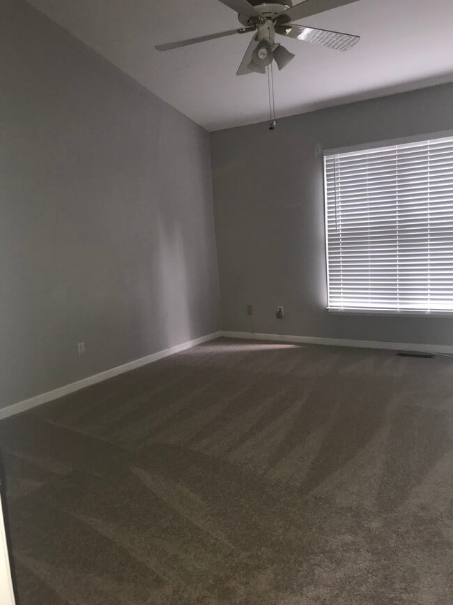 Bedroom 1 - 2929 Elliott St