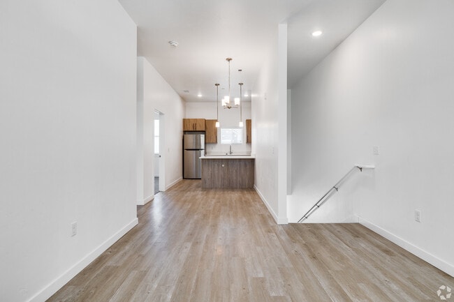 Building Photo - Broadstone Townhomes