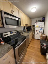 Building Photo - 94 Beacon St