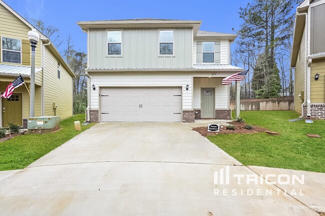 Building Photo - 819 Crescent Way