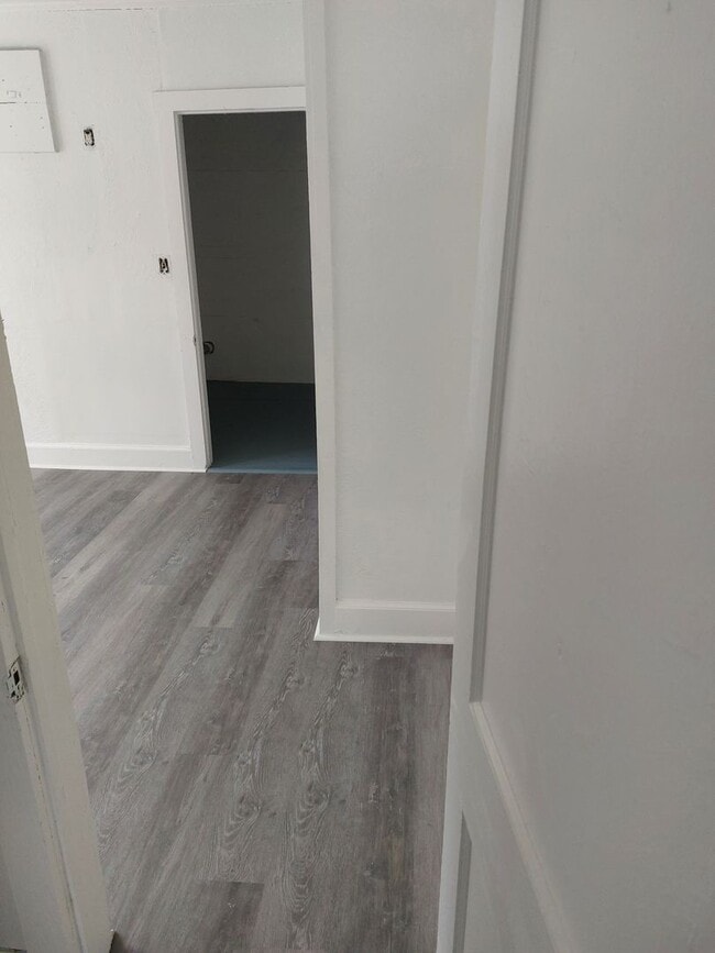 Foto del edificio - 1014 NE 8th Ave