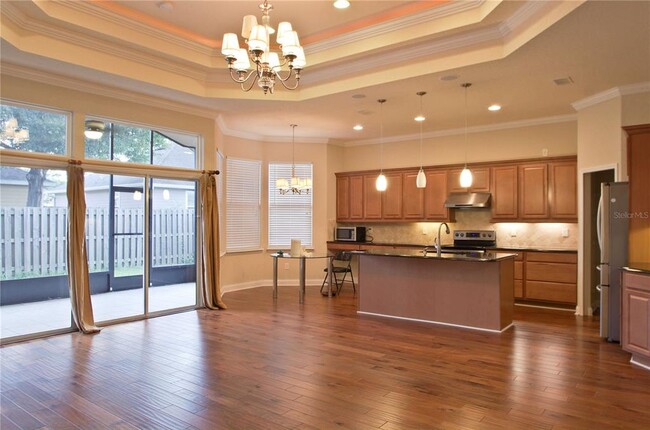 Building Photo - 8853 SW 78th Ave