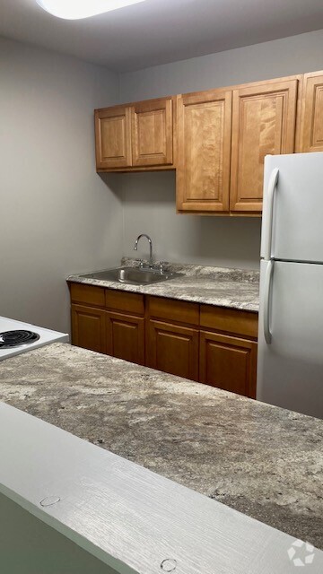 Apartment Home Kitchen - Pine Harbor Apartments