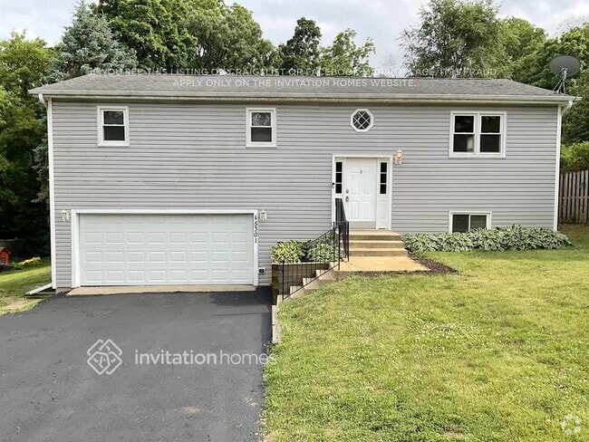 Building Photo - 5301 W Orchard Dr