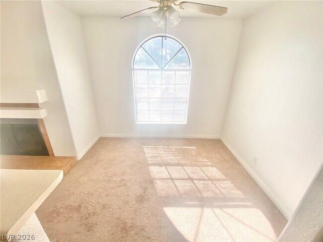 Foto del edificio - 2970 Juniper Hills Blvd
