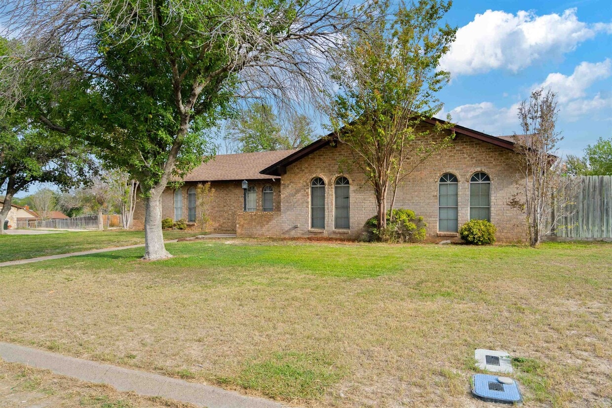 Building Photo - 13 Nighthawk Trail