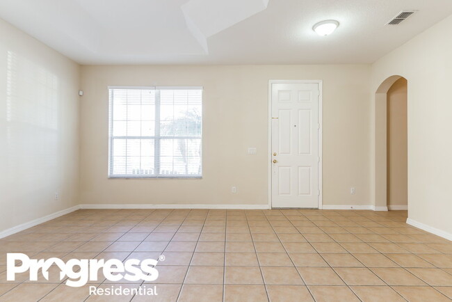 Building Photo - 14018 Mailer Blvd