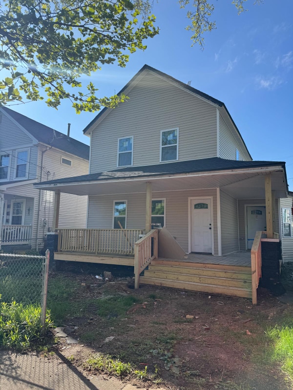 Building Photo - 6211 Lawn Ave