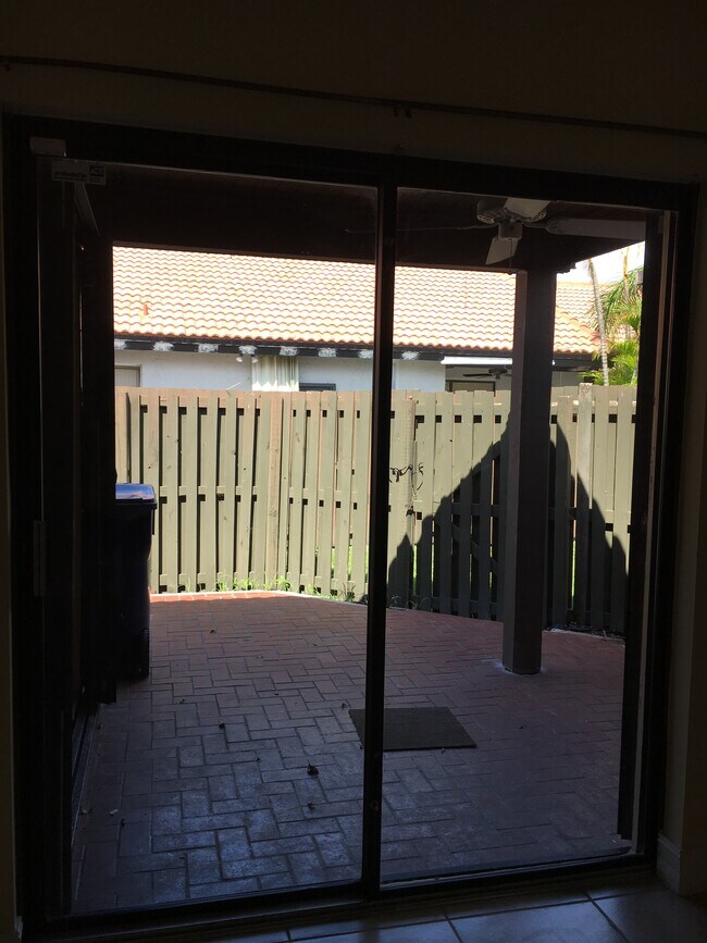 Building Photo - 4825 SW 152nd Ct