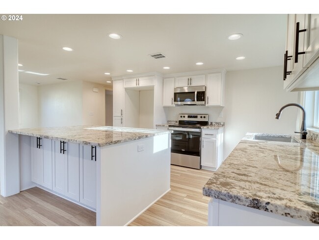 Foto del edificio - 33871 NE Blossom Dr