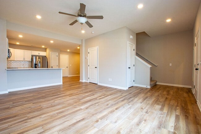 Building Photo - 2 Bedroom / 2.5 Bath Town Home Recently Built with Garage and Washer/Dryer!